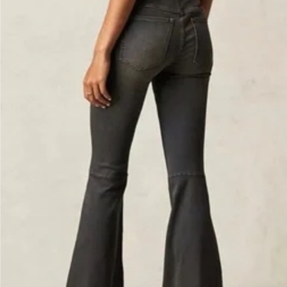 We The Free penny pull on Flare Leg Jeans - Picture 2 of 6